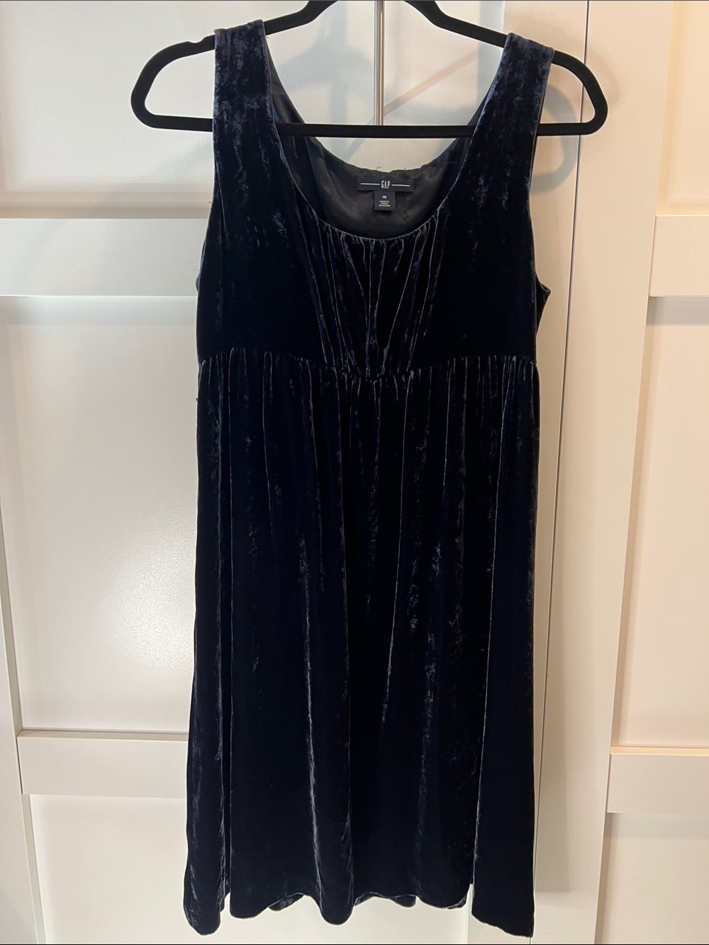 GAP Velvet Sleeveless Scoop Neck Dress in Navy